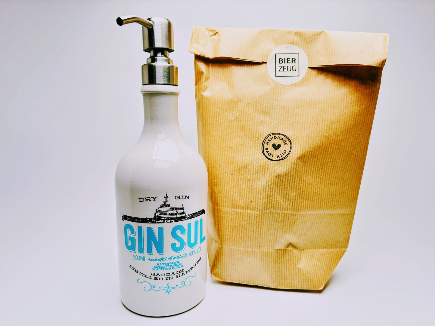Gin Sul Seifenspender “SulSpender” | Upcycling Pumpspender aus Gin Sul Flasche | Nachfüllbar | Deko Bad Geschenk Hamburg | 500ml - H:27cm