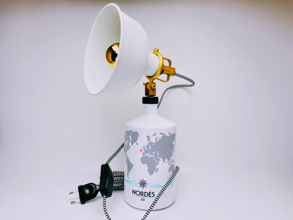 Gin Vintage-Lampen | Handgemachte nachhaltige Tischlampe aus Gin Flaschen | Einzigartige Geschenkidee | Deko-Licht | Upcycling Leuchten