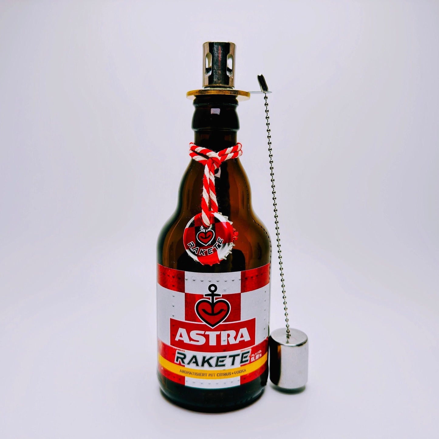 Astra-Öllampe ”Hamburger Nachtlicht” aus Astra Bier-Flaschen | Handgemachte Upcycling Gartenfackel | Geschenk für Hamburg & St. Pauli Fans