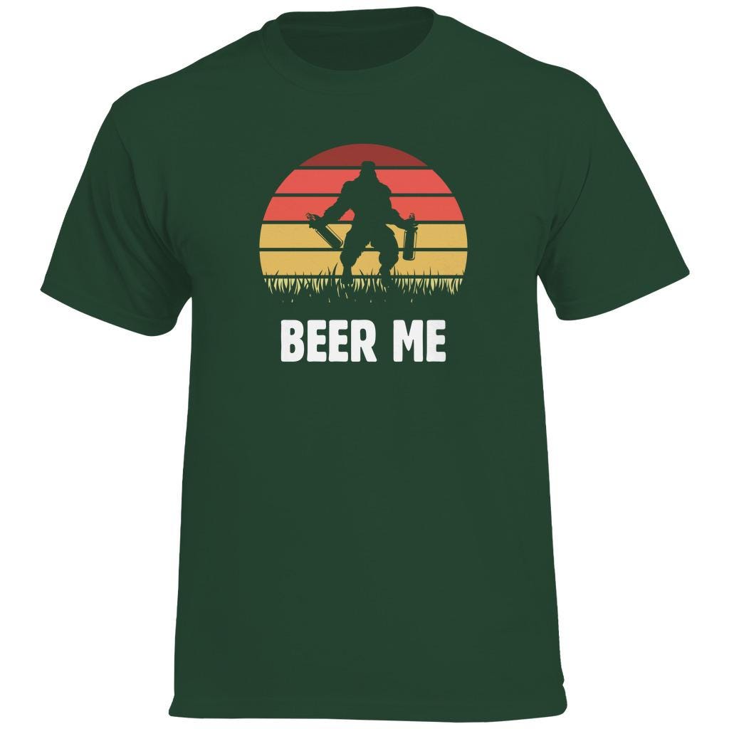 BEER ME T-Shirt mit Bigfoot-Motiv – Lustiges Bier-Shirt für Craftbier-Fans - 100% Baumwolle