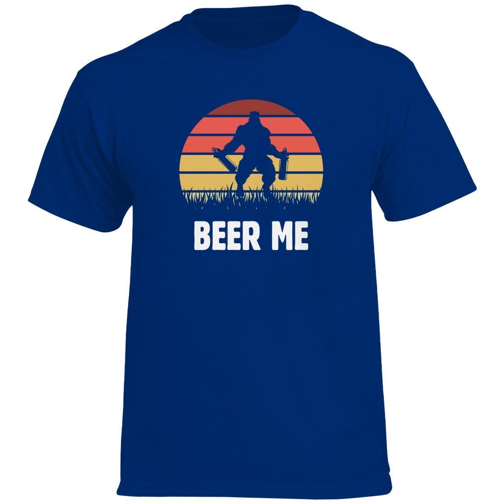 BEER ME T-Shirt mit Bigfoot-Motiv – Lustiges Bier-Shirt für Craftbier-Fans - 100% Baumwolle