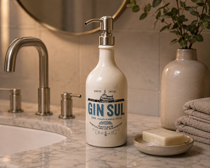Gin Seifenspender aus echter Ginflasche – Handgemachter nachfüllbarer Pumpspender – Upcycling Seifenspender – Geschenkidee für Gin Liebhaber