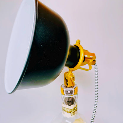 Don Papa Rum Lampe | Handgemachte Upcycling Tischlampe aus Don Papa Rum Flasche | Einzigartige Geschenkidee | Deko