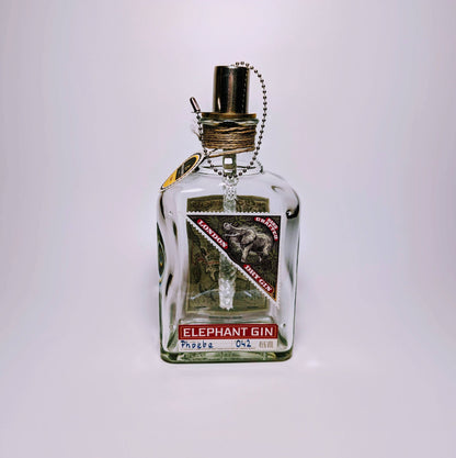 Gin Öllampe “Elephant“ | Handgemachte Öllampe aus Elephant Gin Flaschen | Upcycling | Handgemacht | Individuell | Geschenk | Deko | H:20cm