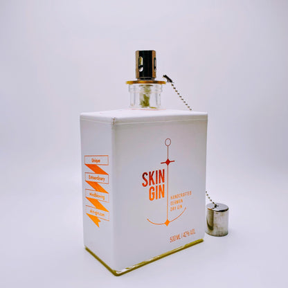 Gin Öllampe “Skin“ | Handgemachte Upcycling Lampe aus Gin Flasche | Vintage Deko | Individuell | Geschenkidee | Nachhaltig & Einzigartig