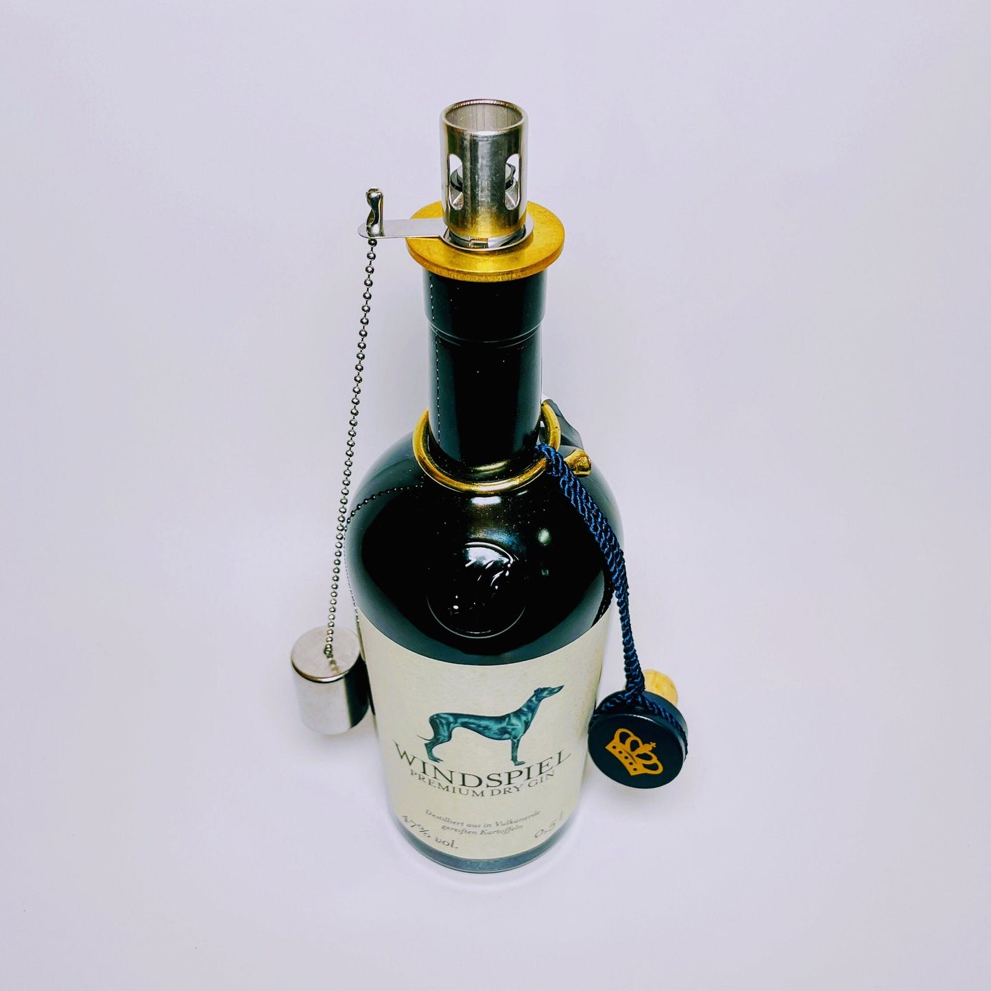 Gin Öllampe “Windspiel“ | Handgemachte Öllampe aus Windspiel Gin Flasche | Upcycling | Individuell | Geschenk | Windhund | Balkon | Deko