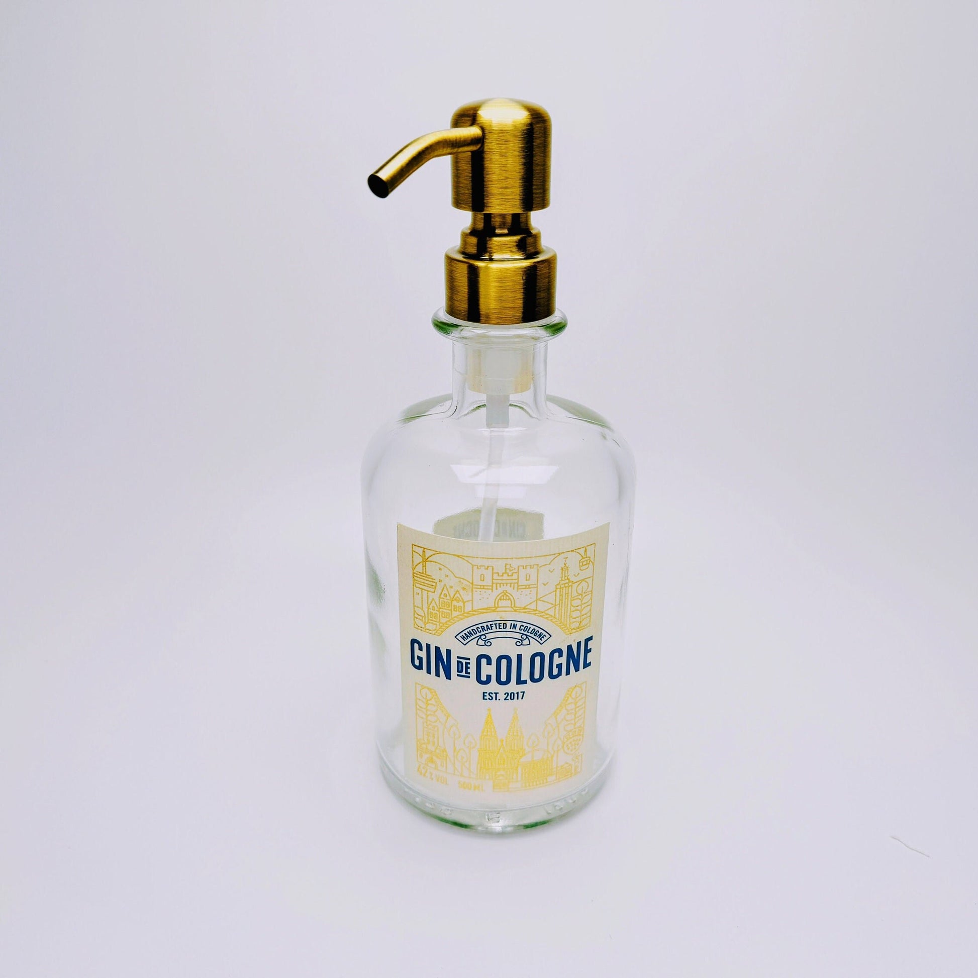 Gin-Seifenspender “Gin de Cologne“ | Upcycling Pumpspender aus Gin Cologne Flaschen | Nachfüllbar mit Seife etc. | Bad Deko | Geschenk Köln