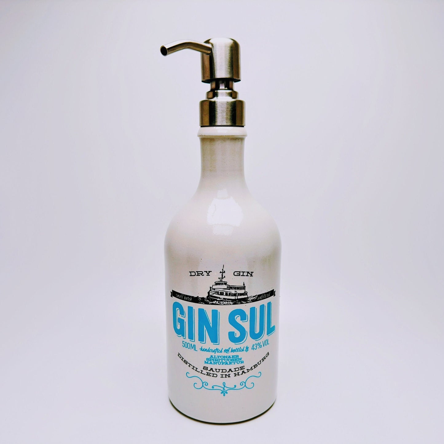 Gin Sul Seifenspender “Sul Spender” | Upcycling Pumpspender aus Gin Sul Flasche | Nachfüllbar | Deko Bad Geschenk Hamburg | 500ml - H:27cm