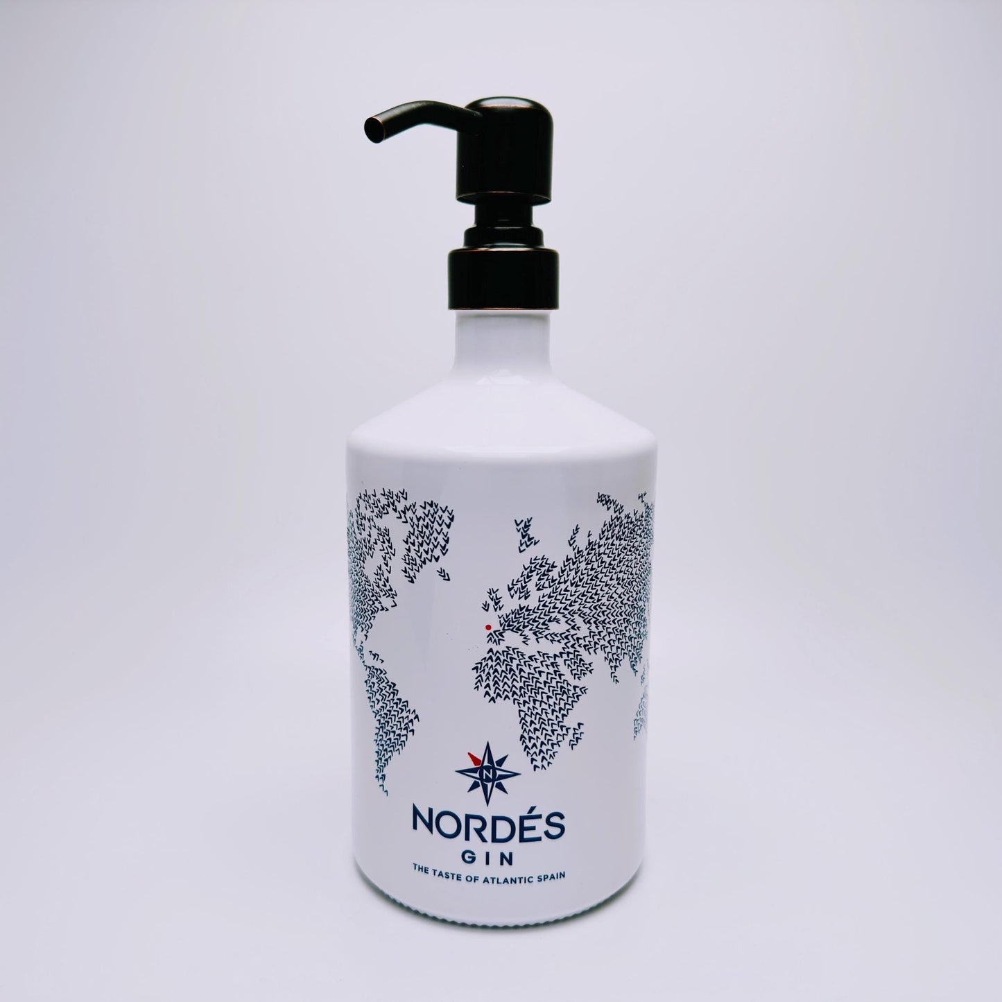 Gin Seifenspender aus echter Ginflasche – Handgemachter nachfüllbarer Pumpspender – Upcycling Seifenspender – Geschenkidee für Gin Liebhaber