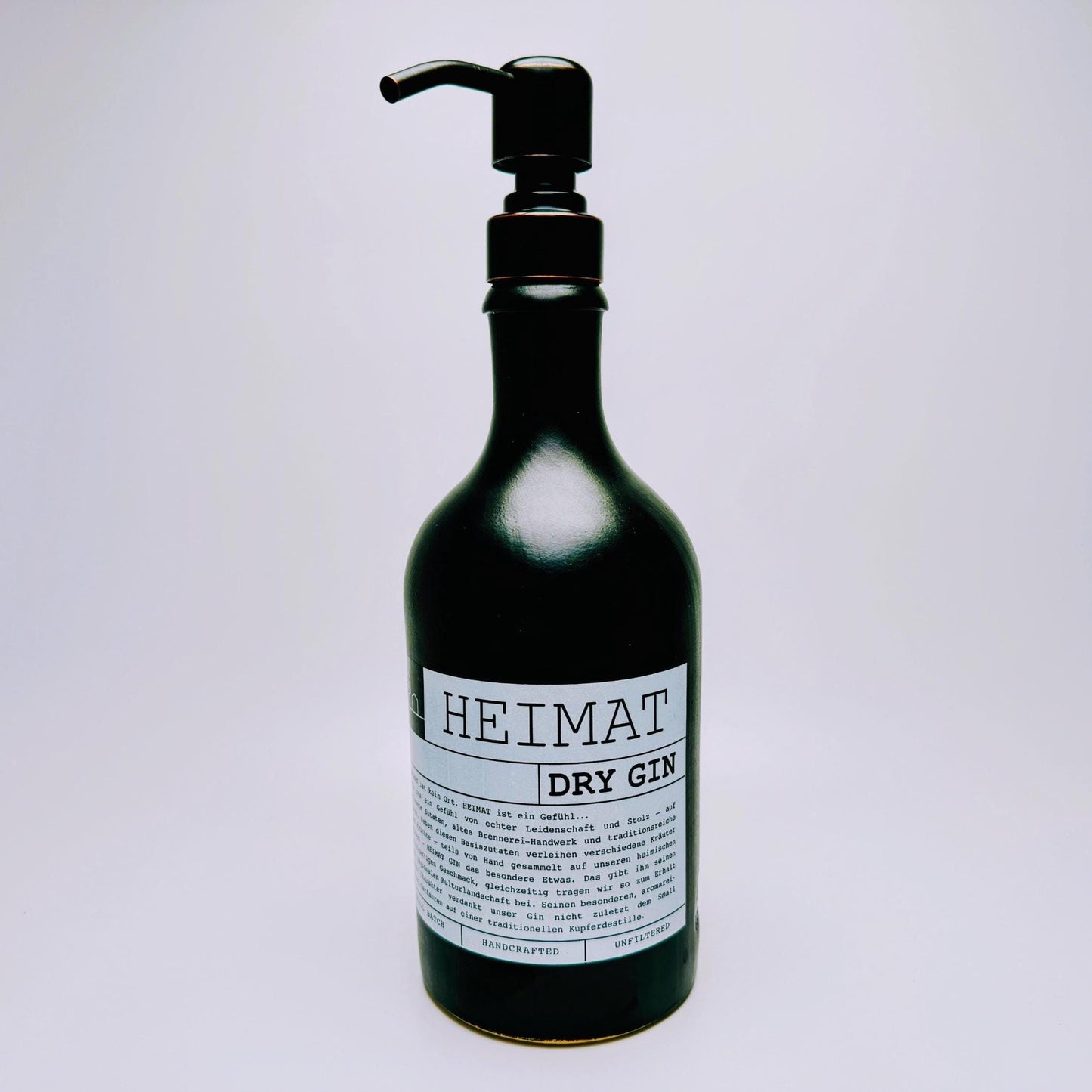 Gin Seifenspender aus echter Ginflasche – Handgemachter nachfüllbarer Pumpspender – Upcycling Seifenspender – Geschenkidee für Gin Liebhaber