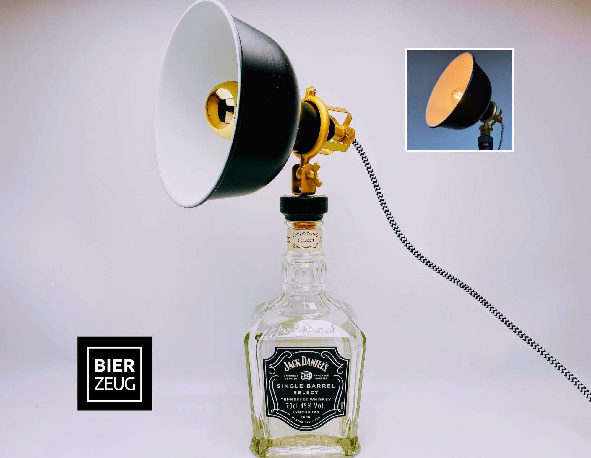 Lampe De Table Up-cycled Bouteille Jack Daniel's Tennessee Fire - LED Artisanale