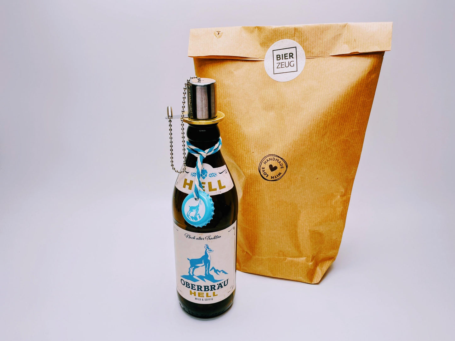 Upcycling Öllampe aus Helles-Bierflasche | Handgemachte Upcycling Gartenfackel | Geschenk für Bayern & Bier-Fans