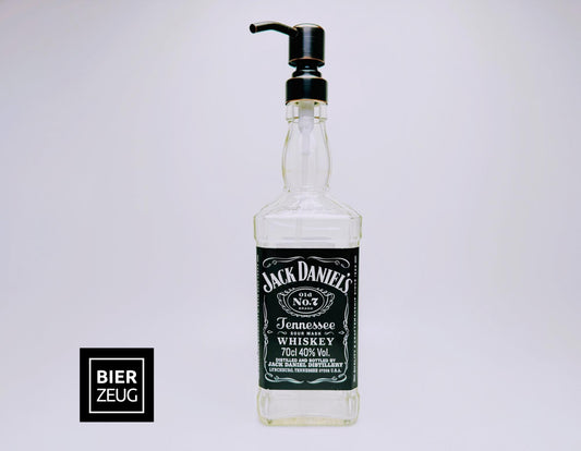 Whisky-Seifenspender “Jacky” | Upcycling Pumpspender aus Jack Daniels Flasche | Nachfüllbar | Bad Deko | Geschenkidee für Whisky Fans