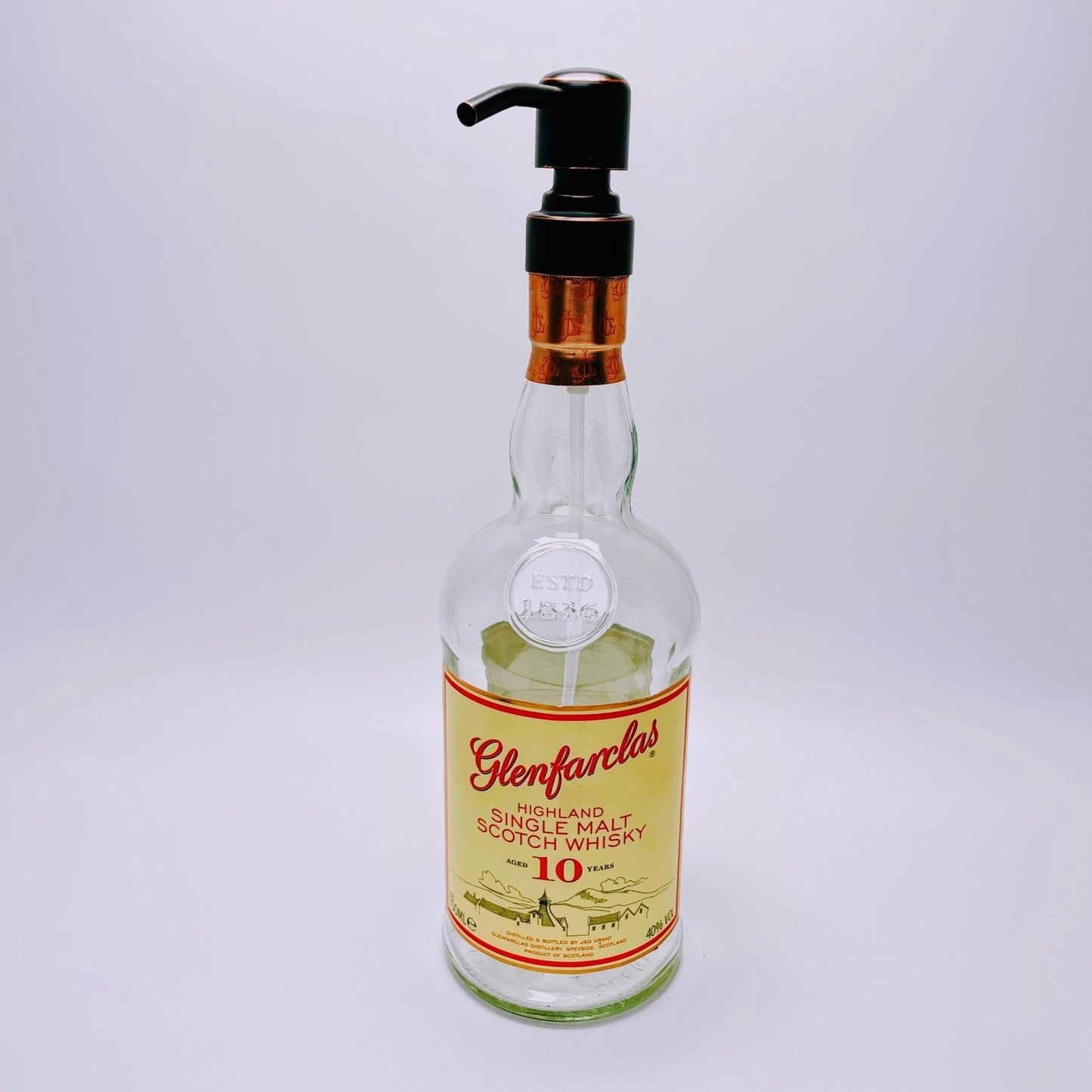 Whisky-Seifenspender Glenfarclas | Upcycling Pumpspender aus Glenfarclas Whiskey Flaschen | Nachfüllbar mit Seife | Bad Deko | Geschenk