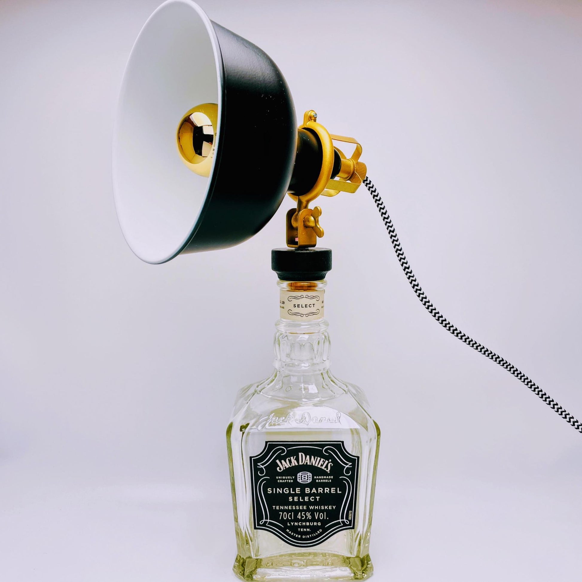 Whisky Tischlampen | Handgemachte Upcycling Lampe aus Whiskey Flaschen | Einzigartige Geschenkidee | Deko