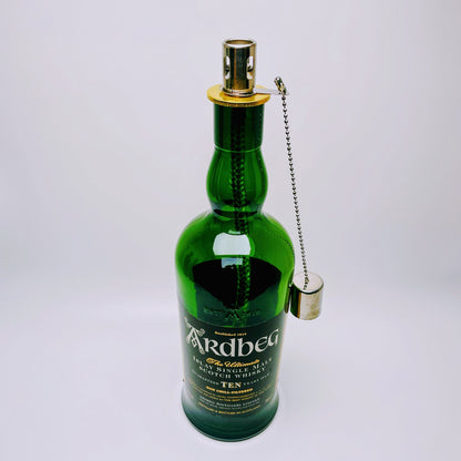 Whisky-Öllampe ”Ardbeg” | Handgemachte Öllampe aus Ardbeg Whsikey Flaschen | Upcycling | Individuell | Geschenk | Schottland | Deko