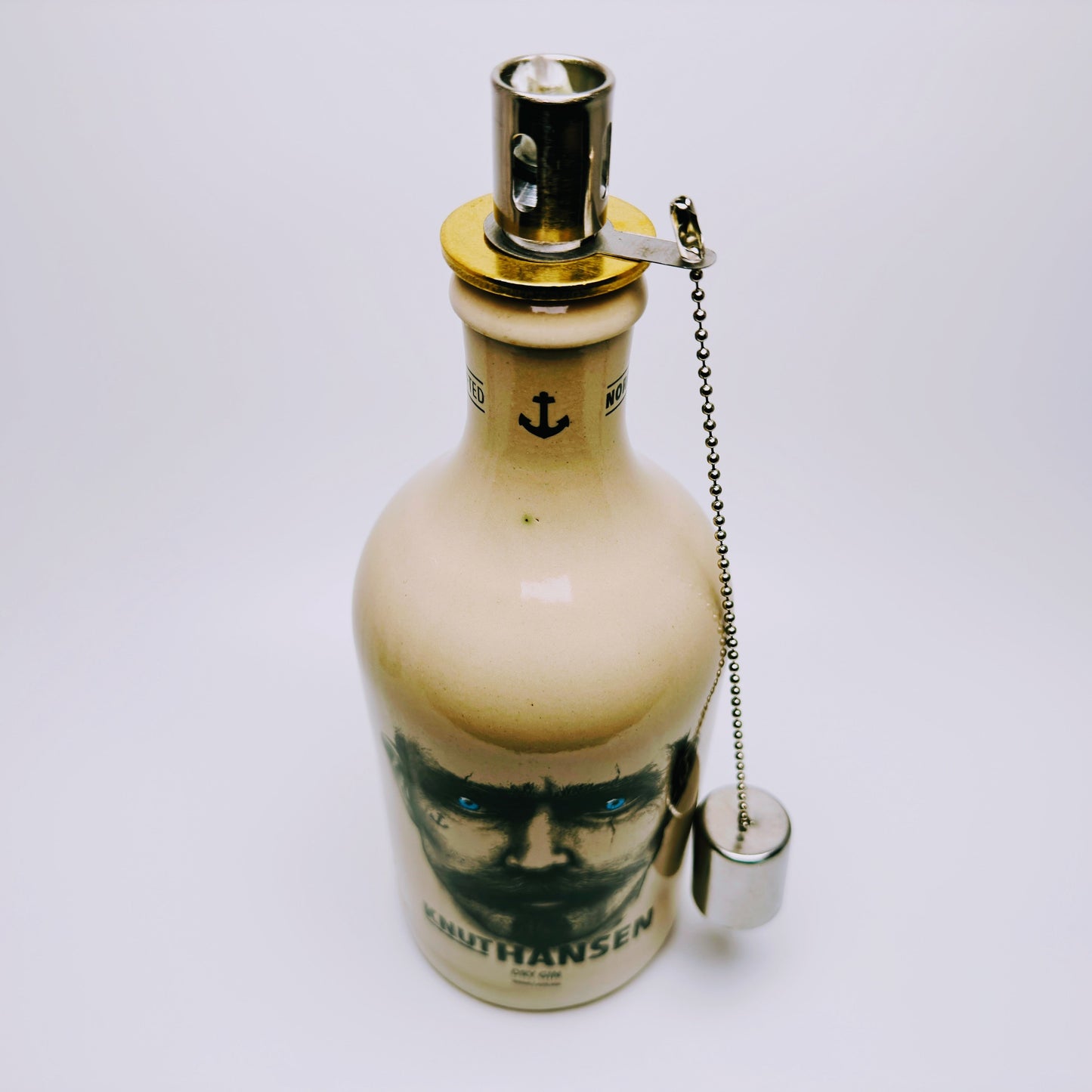 Gin oil lamp "Knut Hansen" | Handmade oil lamp from Knut Hansen bottles | Upcycling | Handcrafted | Individual | Gift | Decoration