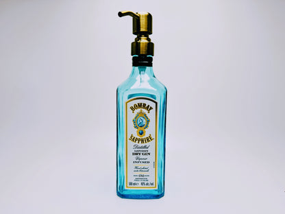 Gin-Seifenspender "Bombay Bubbles" | Upcycling Pumpspender aus Bombay Gin-Flasche | Nachfüllbar mit Seife etc. | Bad Deko Geschenk England