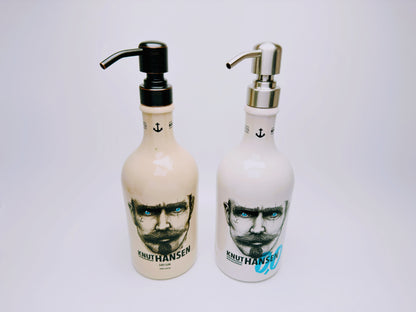 Gin soap dispenser "Knut Hansen" | Upcycling pump dispenser from gin bottle | Refillable with soap, lotion, beard oil | Bathroom decoration gift Hamburg