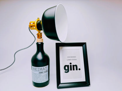 Heimat Gin vintage lamp | Handmade sustainable table lamp made from Heimat Gin | Unique gift idea | Decorative light | Upcycling lamp
