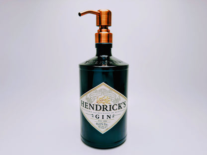 Gin soap dispenser “Hendricks” | Upcycling pump dispenser from Gin Hendricks bottle | Refillable | Bathroom decoration | Gift Scotland | 700ml