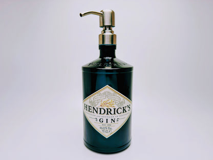 Gin soap dispenser “Hendricks” | Upcycling pump dispenser from Gin Hendricks bottle | Refillable | Bathroom decoration | Gift Scotland | 700ml