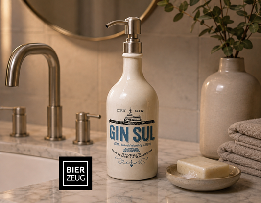 Gin Sul soap dispenser “SulSpender” | Upcycling pump dispenser from Gin Sul bottle | Refillable | Decorative bathroom gift Hamburg | 500ml - H:27cm