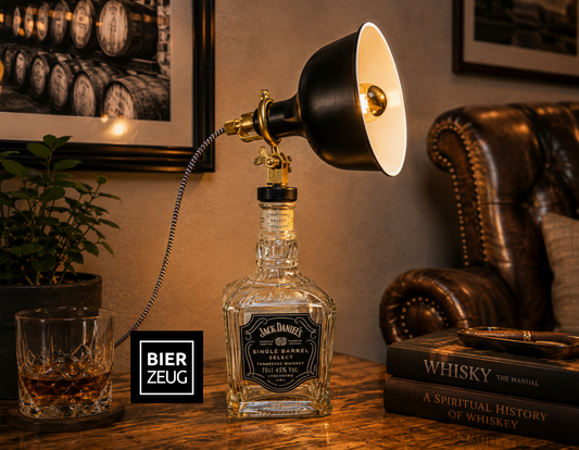 Jack Daniels Whisky Lampe | Handgemachte Upcycling Tischlampe aus Jack Daniels Single Barrel Flasche | Einzigartige Geschenkidee | Deko