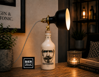 Knut Hansen Gin Vintage-Lampe | Handgemachte nachhaltige Tischlampe aus Knut Hansen Gin | Einzigartige Geschenkidee | Deko-Licht | Upcycling