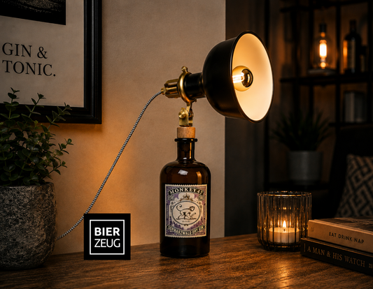 Monkey47 Gin Vintage-Lampe | Handgemachte nachhaltige Tischlampe aus Monkey 47 Gin | Einzigartige Geschenkidee | Deko-Licht | Upcycling