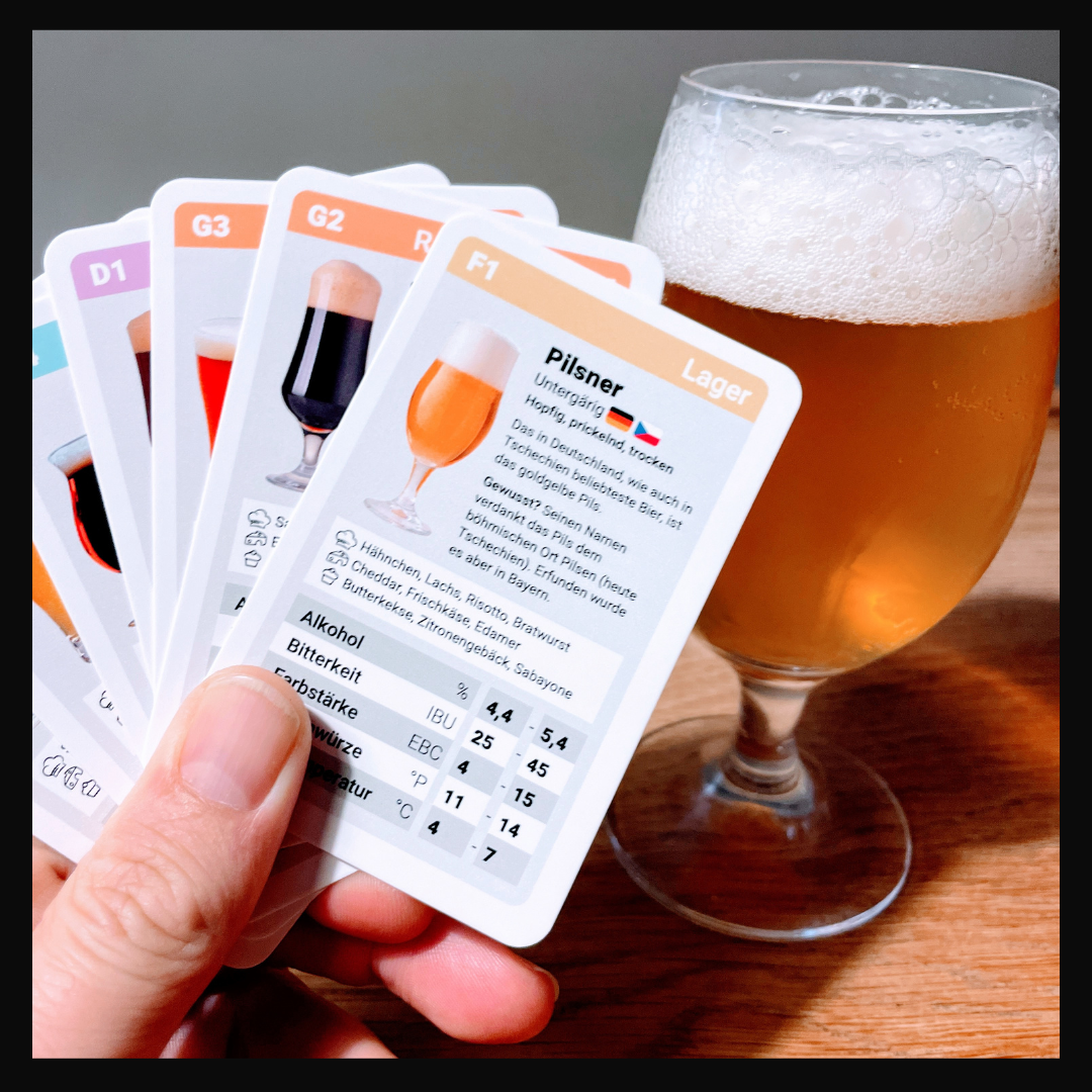 BEER QUARTET | The ultimate beer learning game | 32 beer styles from around the world from Alt to Zwickel | 100+ Food Pairing Tips | 2-4 players