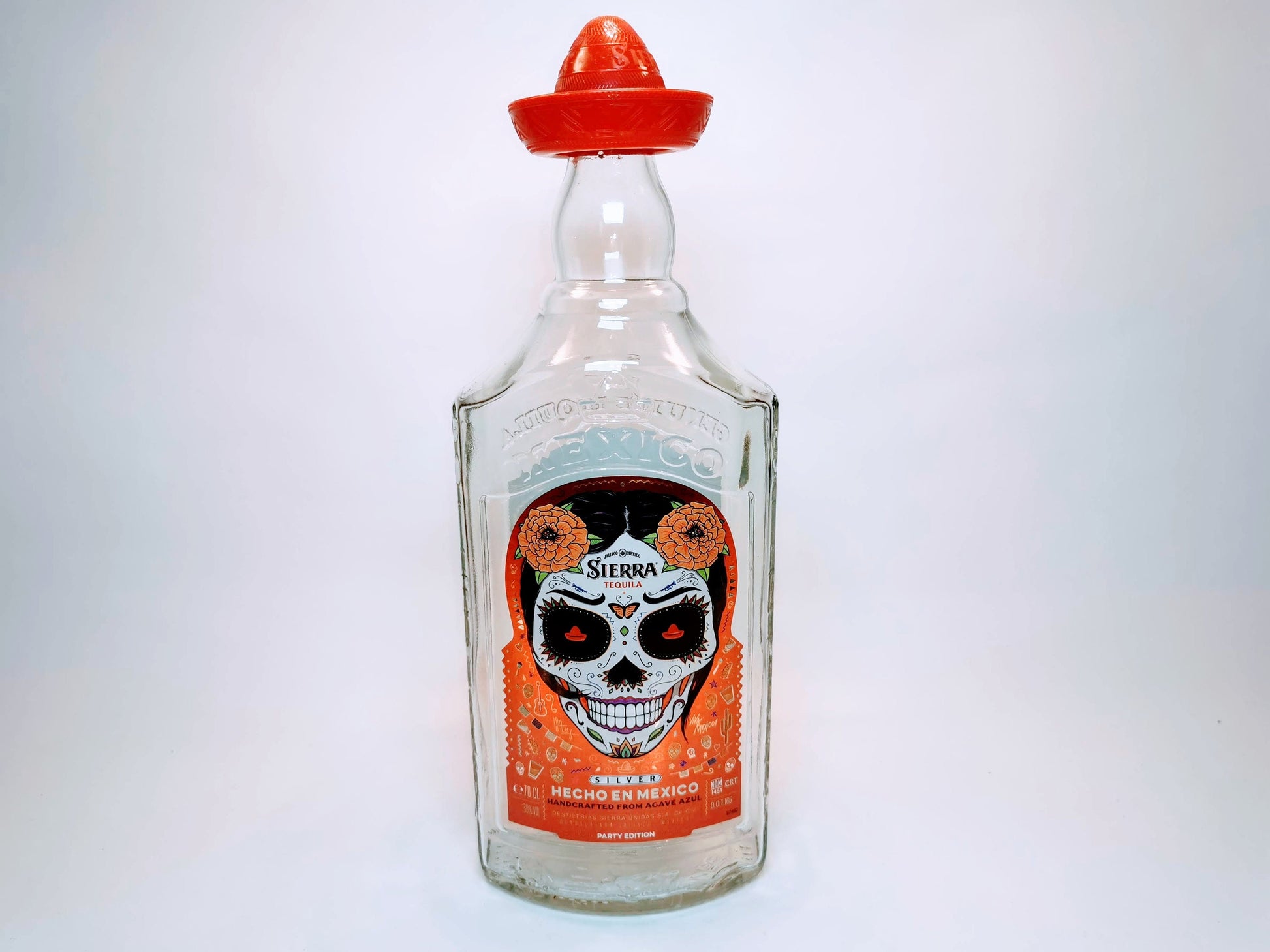 Tequila Bottle Soap - Dispenser for soap, lotion or disinfectant - 700 ml - Gift Upcycling - Sierra Tequila