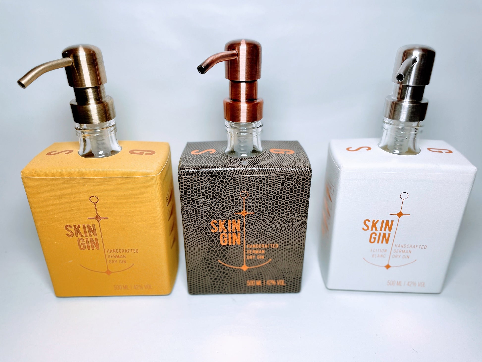 Skin-Gin-Seifenspender - Spender aus Skin Gin-Flaschen für Seife oder Lotion - Upcycling Geschenk - Tea Kiss Hamburg München
