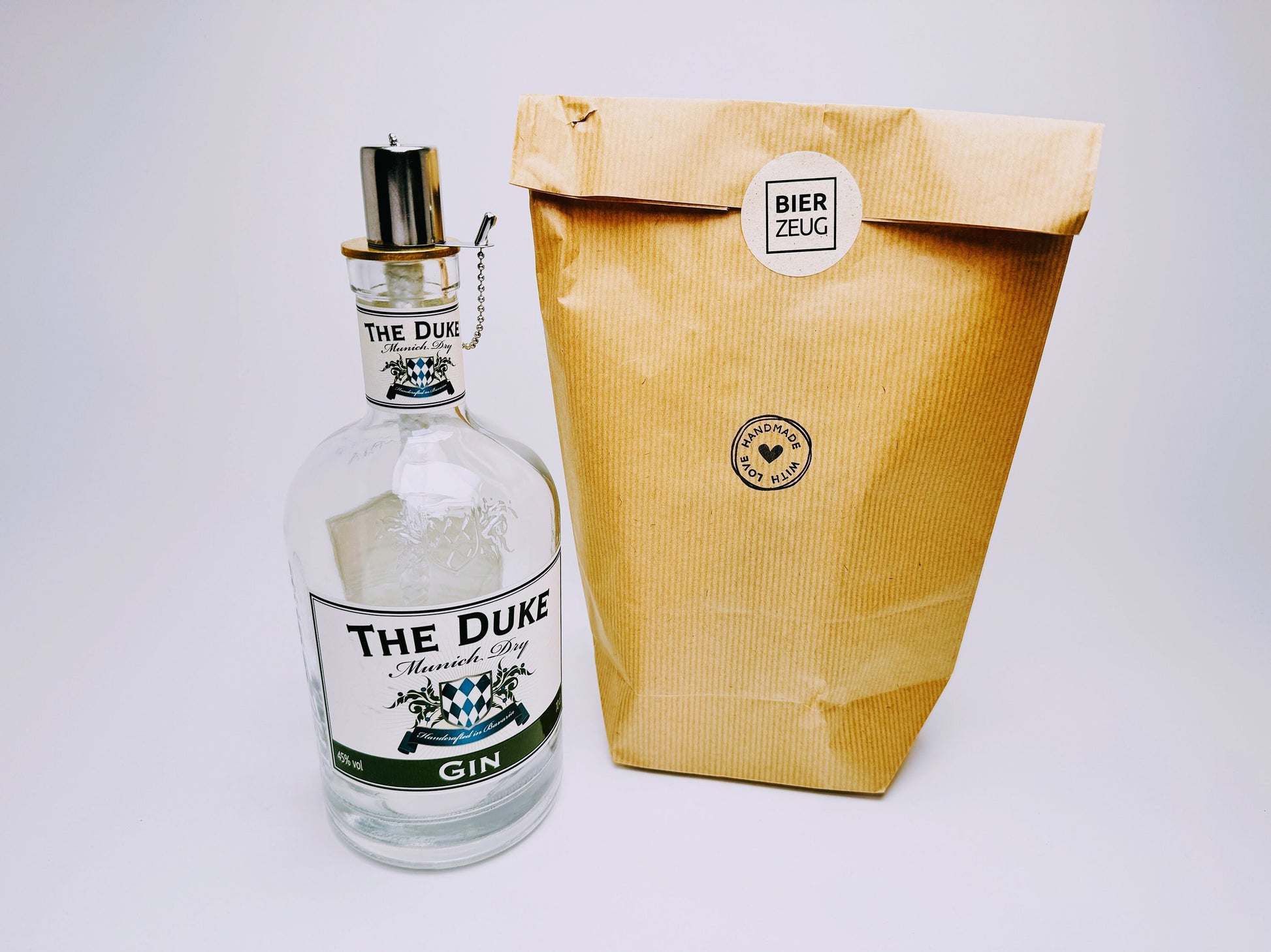Gin Öllampe "The Duke" | Handgemachte Öllampe aus The Duke Gin Flaschen | Upcycling | Handgemacht | Individuell | Geschenk | Deko | H:25cm