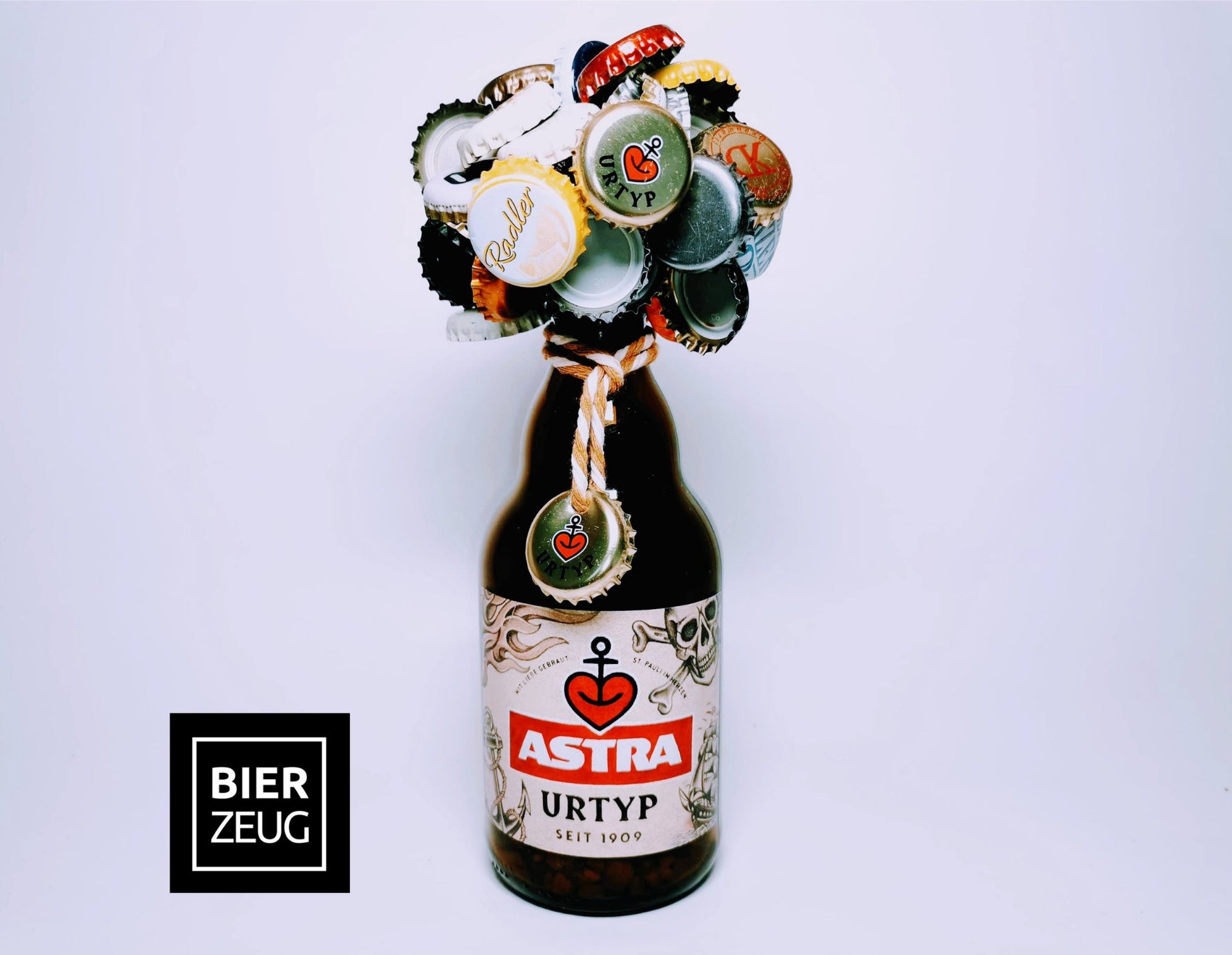 Metall Flaschenöffner Kronkorken weiß - Bier hilft gegen akute Realität, Kunterbunt & Witzig, Geschenkartikel