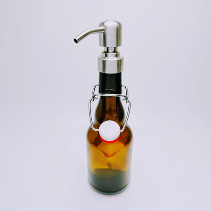 Seifenspender aus Bier-Bügelflaschen - Handgemacht - Upcycling - Nachfüllbarer Pumpspender für Seife, Lotion oder Bartöl - 0,33l