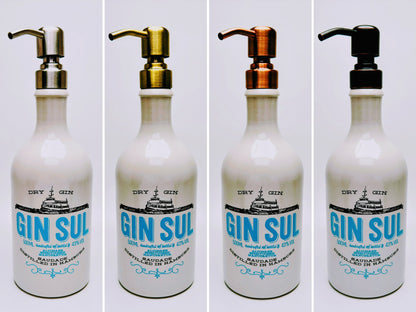 Gin-Seifenspender "Keramik" | Upcycling Pumpspender aus Steingut-Flaschen | Nachfüllbar mit Seife, Lotion, Bartöl | Bad Deko Geschenk