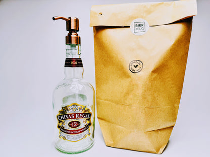 Whisky-Seifenspender “Chivas Charm” | Upcycling Pumpspender aus Chivas Regal Flaschen | Nachfüllbar mit Seife | Bad Deko | Geschenk | H:28cm