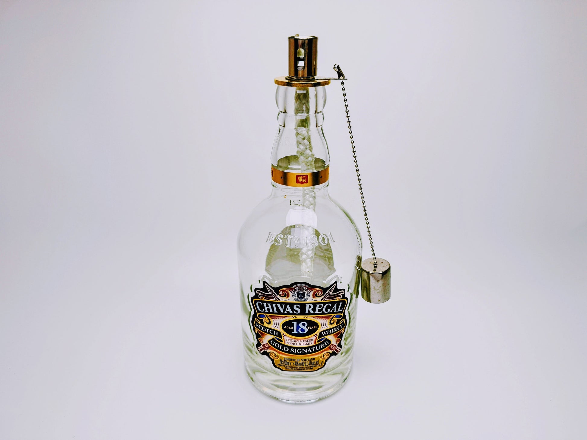 Whisky-Öllampe "Chivas Glow" | Handgemachte Öllampe aus Chivas Regal Flaschen | Upcycling | Individuell | Geschenk | Schottland | Deko
