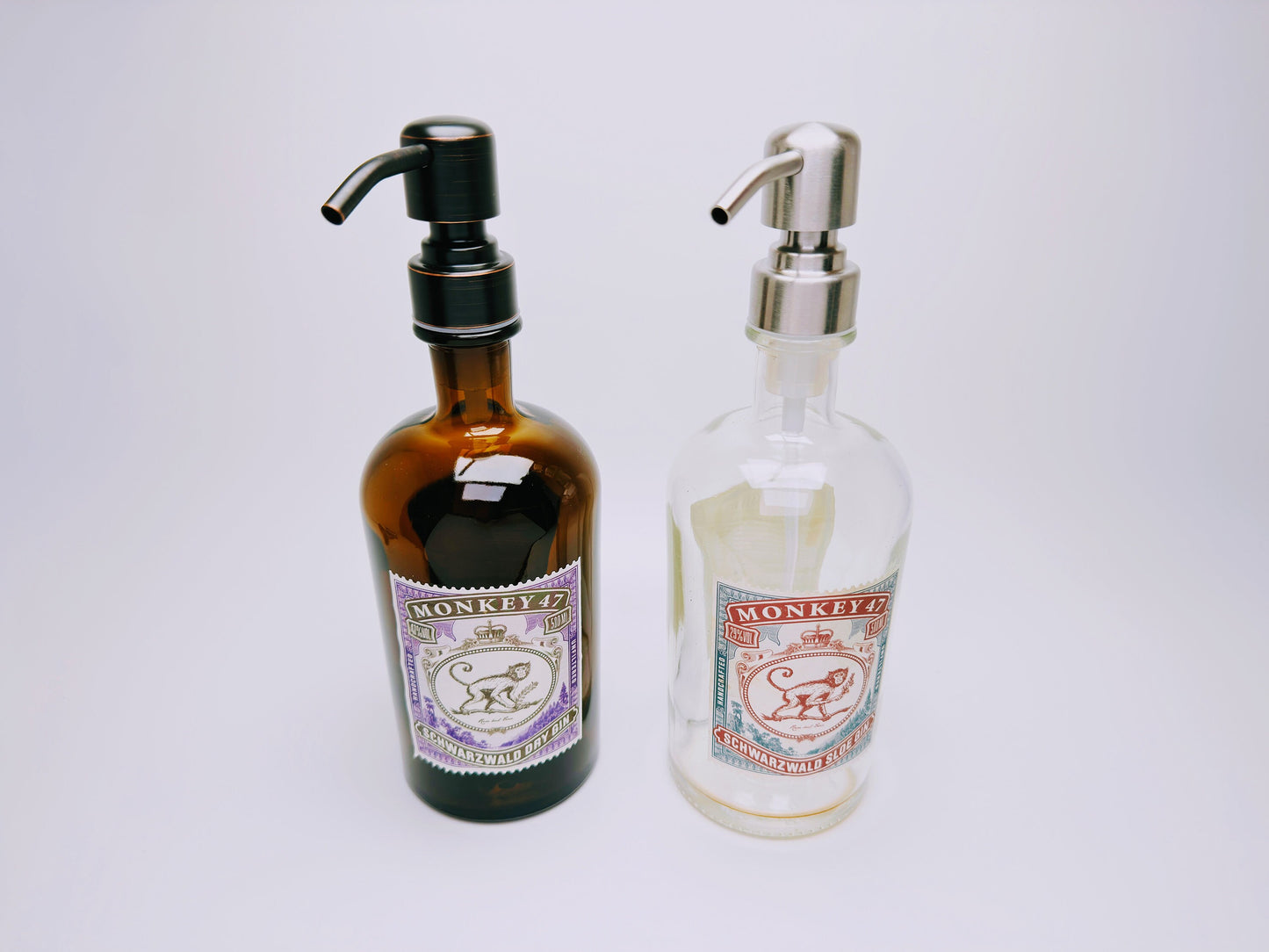 Gin-Seifenspender "Monkey 47" | Upcycling Pumpspender aus Monkey47 Gin Flasche | Nachfüllbar mit Seife | Bad Deko | Geschenk Schwarzwald