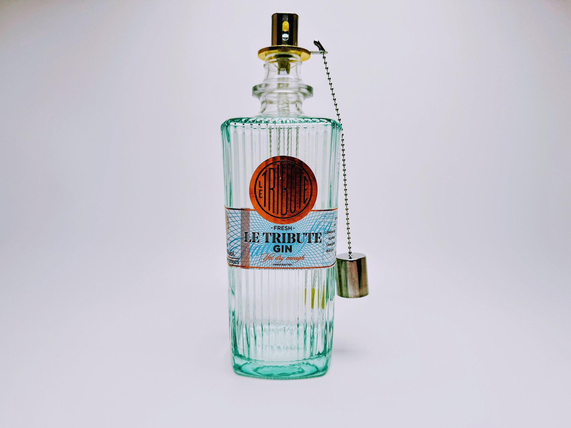 Gin Öllampe "Le Tribute" | Handgemachte Öllampe aus Le Tribute Gin Flaschen | Upcycling | Handgefertigt | Individuell | Geschenk | Deko