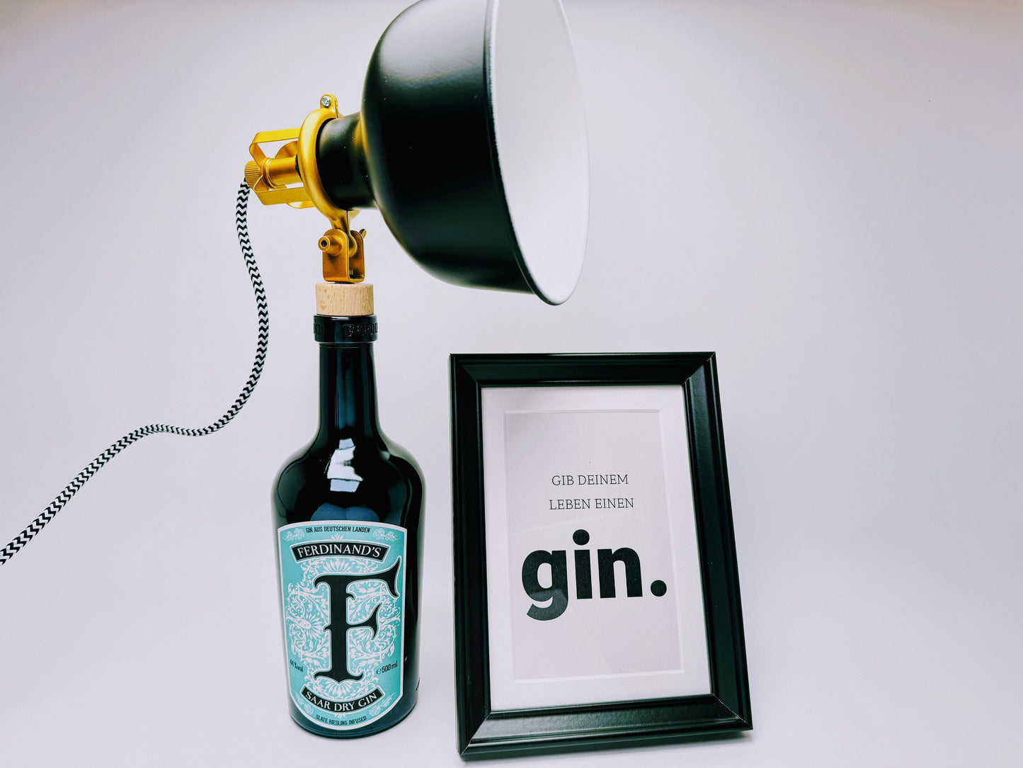 Ferdinands Gin Vintage-Lampe | Handgemachte nachhaltige Tischlampe aus Ferdinand Gin | Einzigartige Geschenkidee | Deko-Licht | Upcycling