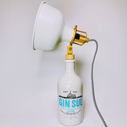 Gin Sul Vintage-Lampe | Handgemachte nachhaltige Tischlampe aus Gin Sul | Einzigartige Geschenkidee | Retro Deko-Licht | Upcycling Leuchte